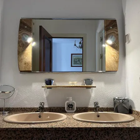 Casa Valenzuela Privatunterkunft *